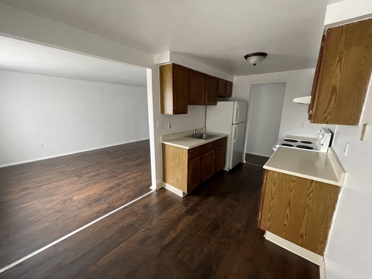 Apartment Complex in Farmington, NY Farmington Manor